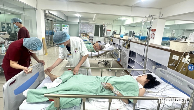 Cứu sống kịp thời nhiều ca bệnh nguy kịch tại Bệnh viện Qu&acirc;n y 121 - Ảnh 2.