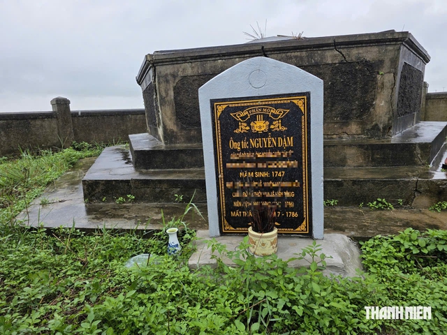 Ng&ocirc;i mộ tổ h&agrave;ng trăm năm tuổi bất ngờ 'đổi chủ' - Ảnh 5.