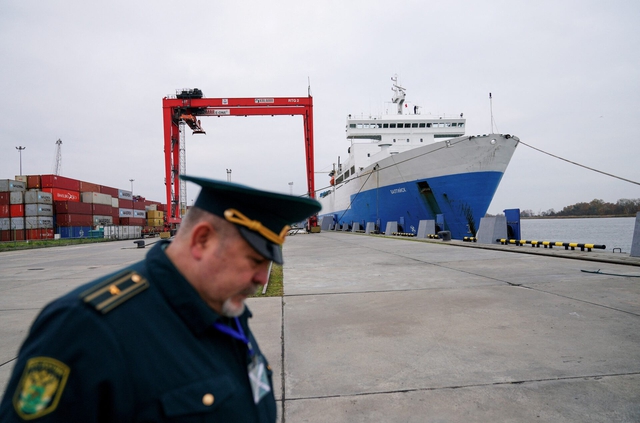 NATO rehearsing scenarios for blockading Kaliningrad, isolating St. Petersburg — MFA - Ảnh 1.