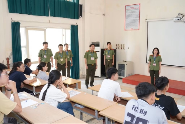 Dự thảo quy chế tuyển sinh đại học: C&aacute;c kỳ thi ri&ecirc;ng c&oacute; nguy cơ bị bỏ- Ảnh 1.