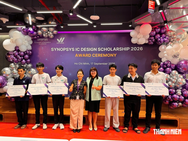 Tập đo&agrave;n c&ocirc;ng nghệ Mỹ trao học bổng vi mạch 20.000 USD cho sinh vi&ecirc;n Việt Nam - Ảnh 3.