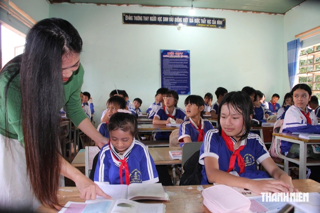 Cô học trò đặc biệt ở Kon Gang - Ảnh 2.