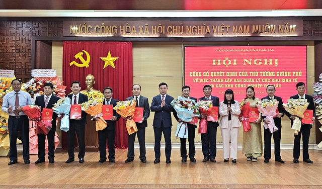 Đắk Lắk bổ nhiệm 9 cán bộ chủ chốt vào ban quản lý mới thành lập- Ảnh 1.