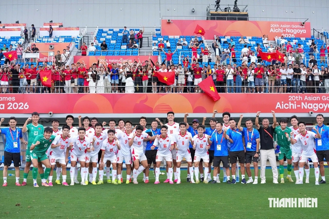 Xác định giờ thi đấu mới nhất U.23 Việt Nam vs Uzbekistan: Đúng ‘chính Ngọ’, vào tứ kết với kịch bản nào?- Ảnh 1.