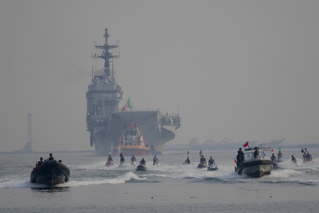 Indonesia chính thức sở hữu tàu sân bay - Ảnh 1.