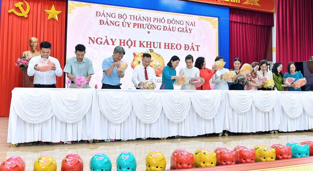 Lan tỏa yêu thương từ mô hình ‘Nuôi heo đất tiết kiệm’ - Ảnh 5.