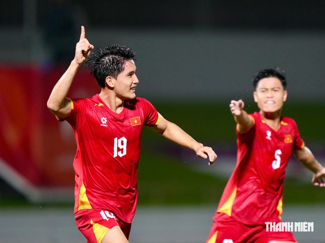 U.23 Việt Nam quyết thắng đậm U.23 Philippines: Ngọc Mỹ đá chính, sát cánh cùng Thanh Nhàn và Quốc Việt - Ảnh 3.
