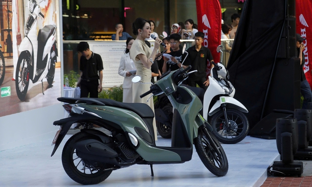 Honda SH Mode 2027 thêm nhiều công nghệ, giá từ 60,79 triệu đồng - Ảnh 1.