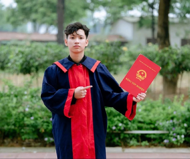 Đậu đại học, nam sinh vẫn viết đơn tình nguyện nhập ngũ - Ảnh 1.
