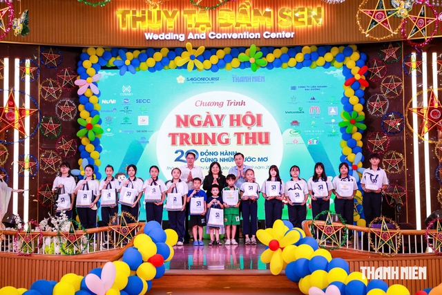 Trung thu Đầm Sen: Nơi lưu giữ những mùa trăng yêu thương và viết tiếp ước mơ- Ảnh 4.