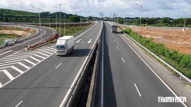 Cao tốc Đ&agrave; Nẵng - Quảng Ng&atilde;i: N&uacute;t giao Tr&igrave; B&igrave;nh sẽ th&ocirc;ng tuyến v&agrave;o th&aacute;ng 10- Ảnh 6.