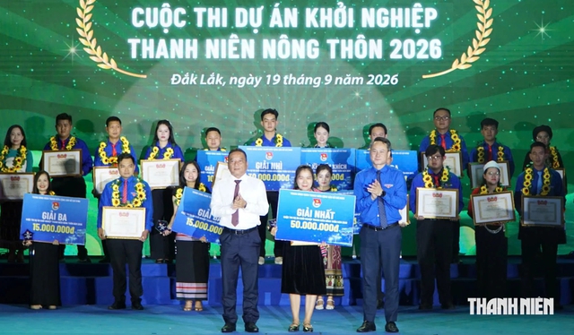 Vinh danh 30 nhà nông trẻ biến đồng ruộng thành những mô hình tiền tỉ - Ảnh 1.