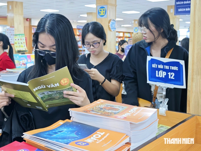 Nguy cơ học sinh không 'chịu' thuộc văn bản văn học - Ảnh 2.