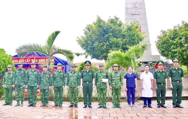 Lễ Quốc khánh 2.9, lính biên phòng vẫn bám nghĩa trang tìm đồng đội - Ảnh 2.