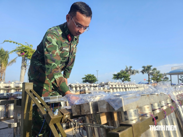Bắn pháo hoa ở tháp Tam Thắng, đứng ở đâu để thấy pháo nổ hình trái tim?- Ảnh 6.