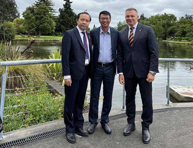16 tuổi rời qu&ecirc; đến New Zealand, trở th&agrave;nh thủ lĩnh khoa ở Auckland University of Technology- Ảnh 3.