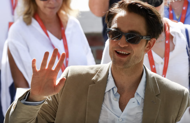 Một Robert Pattinson khác trên thảm đỏ - Ảnh 3.
