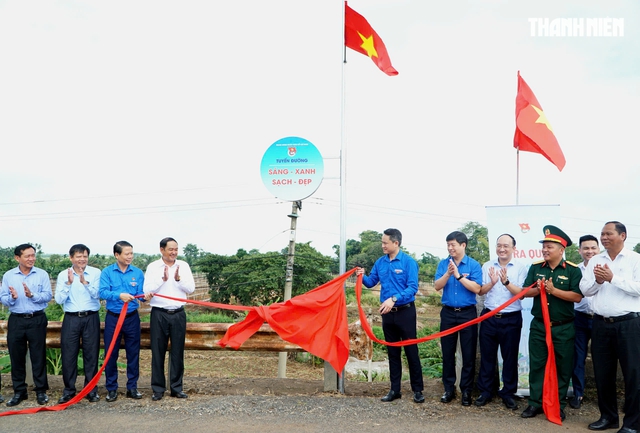 Thanh niên toàn quốc tình nguyện chung tay xây dựng nông thôn mới- Ảnh 6.
