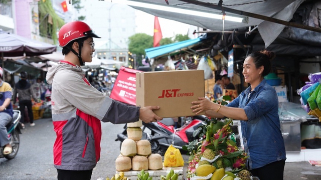 Gửi hàng cá nhân thuận tiện hơn nhờ công nghệ - Ảnh 2.
