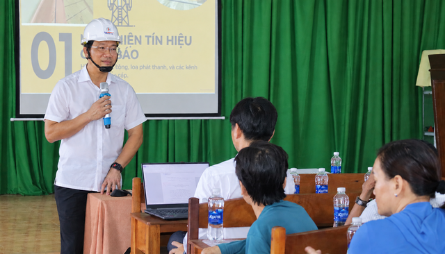 Thủy điện Thác Mơ tổ chức hội nghị tuyên truyền cảnh báo hạ du hồ chứa - Ảnh 3.