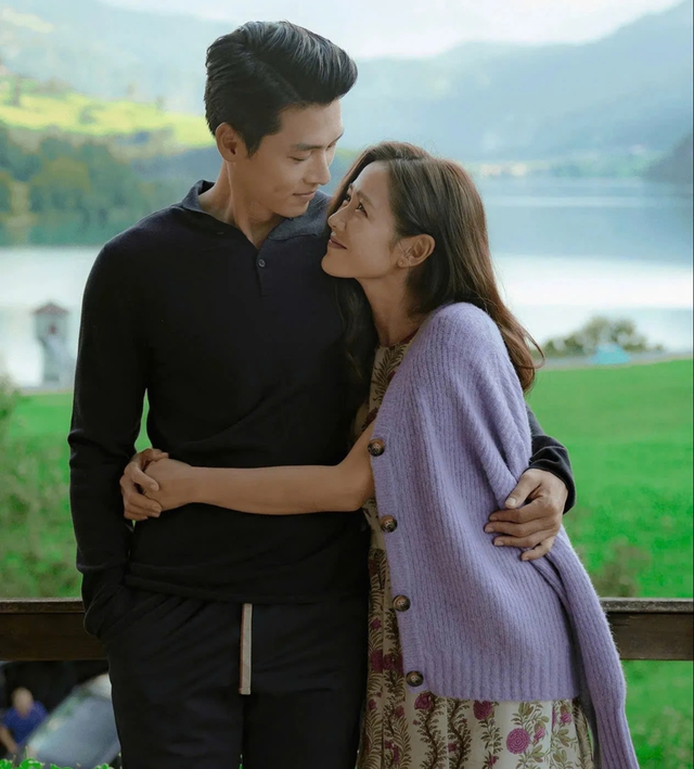 Chiến lược gia tăng tài sản thông minh của vợ chồng Son Ye Jin và Hyun Bin - Ảnh 1.