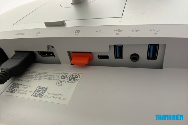 Màn hình máy tính trang bị nhiều cổng USB dùng để làm gì? - Ảnh 1.