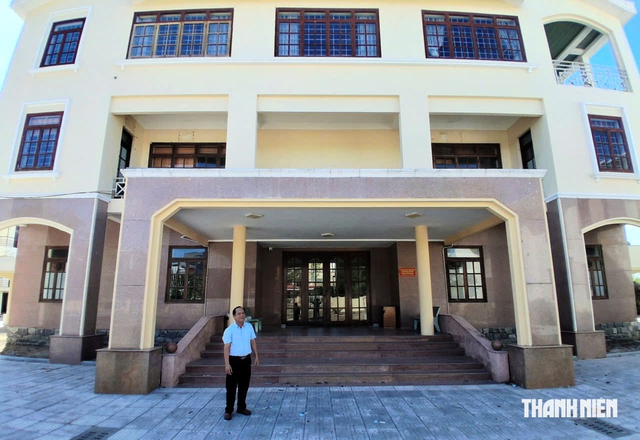 Trụ sở sở, ngành cũ 'hồi sinh' thành trường học cho gần 2.700 học sinh- Ảnh 2.