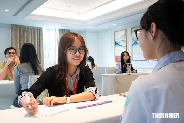 Điều chỉnh chính sách điểm cộng tuyển sinh ĐH: Vì sao IELTS gây tranh luận? - Ảnh 1.