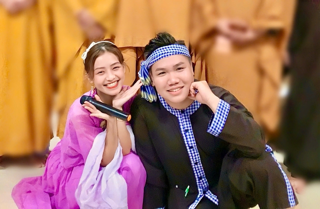 ‘Chú Cuội, chị Hằng’ đắt show dịp Trung thu, thu nhập lên đến hàng chục triệu đồng - Ảnh 2.