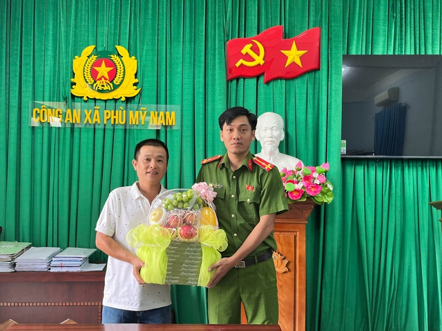 Đi hái nấm, người phụ nữ bị lạc 30 km trong trời mưa- Ảnh 1.