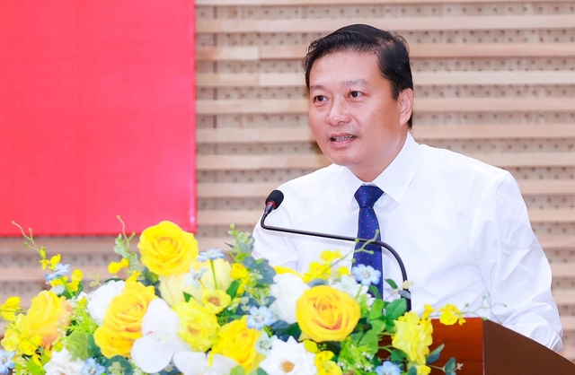 Chủ tịch tỉnh Quảng Trị Lê Hồng Vinh được bổ nhiệm làm Thứ trưởng Bộ Xây dựng - Ảnh 1.