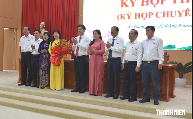Bà Trần Thị Thanh Hương giữ chức Chủ tịch Hội đồng nhân dân tỉnh An Giang - Ảnh 1.