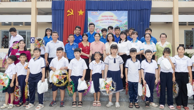 Trung thu yêu thương tại Trường Giáo dục chuyên biệt Tây Ninh - Ảnh 3.
