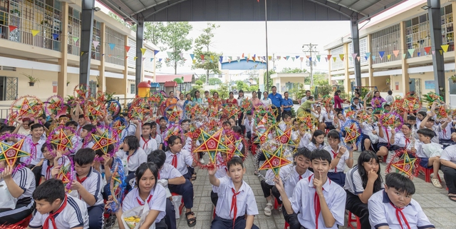Trung thu yêu thương tại Trường Giáo dục chuyên biệt Tây Ninh - Ảnh 5.