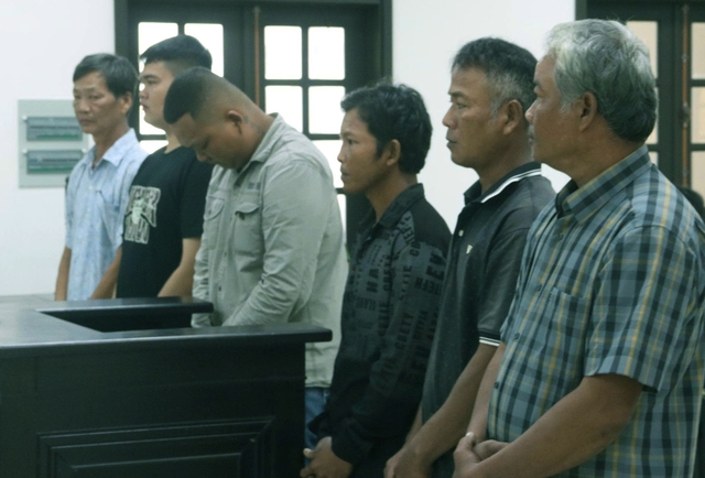 Ẩu đả tại Bệnh viện đa khoa Bạc Liêu, 6 bị cáo lãnh án - Ảnh 1.