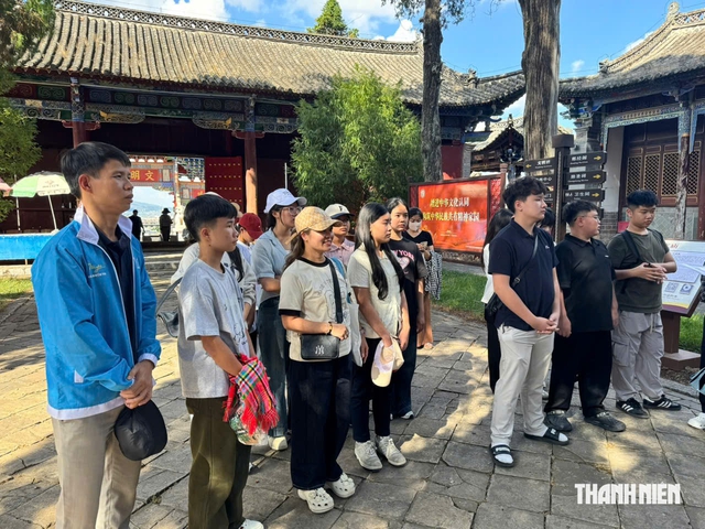 Hành trình khám phá dấu ấn ngàn năm trên núi Tú Sơn - Ảnh 8.