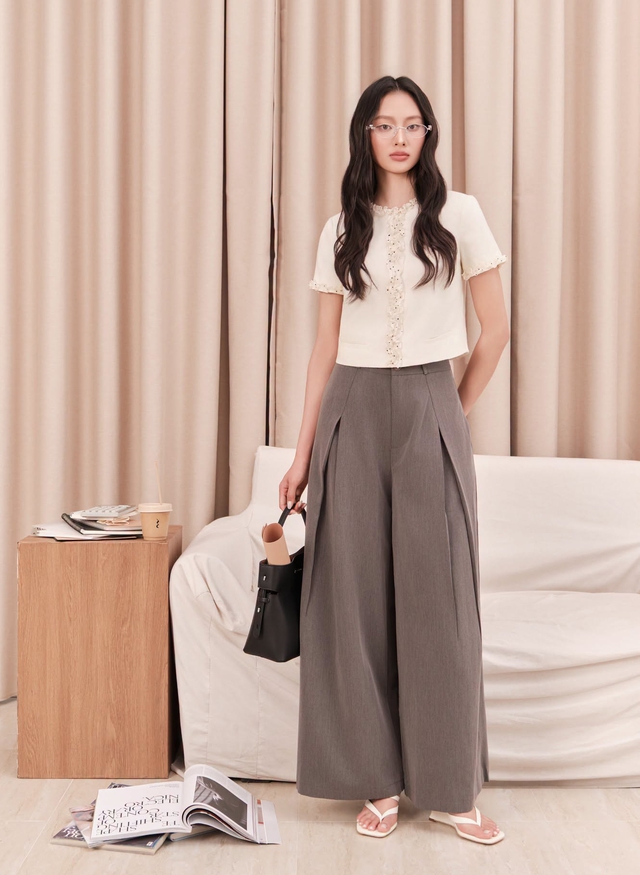 Quần ống rộng, điểm nhấn thanh lịch v&agrave; thoải m&aacute;i của tủ đồ c&ocirc;ng sở hiện đại- Ảnh 4.