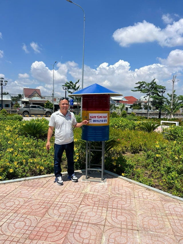‘Thùng sách tặng bạn’ của cậu tôi - Ảnh 2.