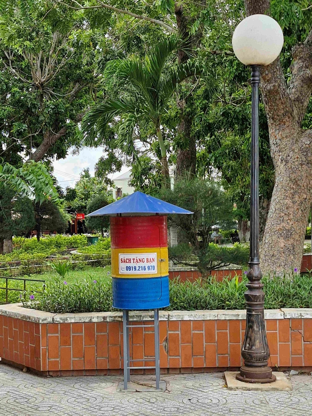 ‘Thùng sách tặng bạn’ của cậu tôi - Ảnh 3.