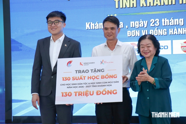 Bà Trương Mỹ Hoa: Đi học là nhiệm vụ, như là người chiến sĩ thời kỳ mới- Ảnh 1.