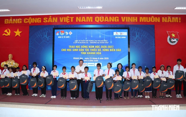 Bà Trương Mỹ Hoa: Đi học là nhiệm vụ, như là người chiến sĩ thời kỳ mới- Ảnh 3.