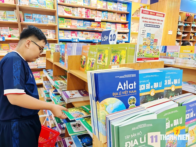 Điều chỉnh chương tr&igrave;nh, s&aacute;ch gi&aacute;o khoa: M&ocirc;n t&iacute;ch hợp ra sao? - Ảnh 3.