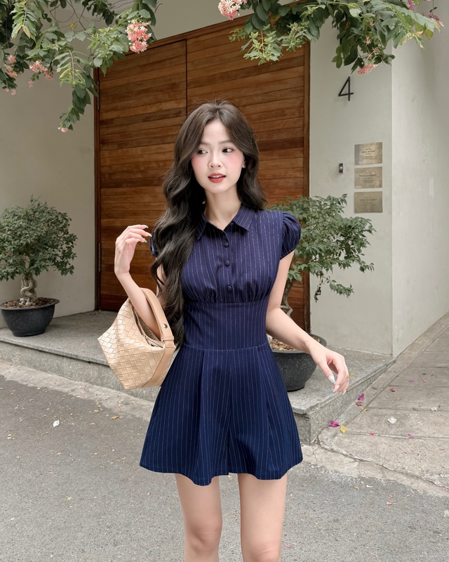 Xanh navy đến xanh pastel ngọt ngào, giúp nàng mặc đẹp mọi góc phố  - Ảnh 1.