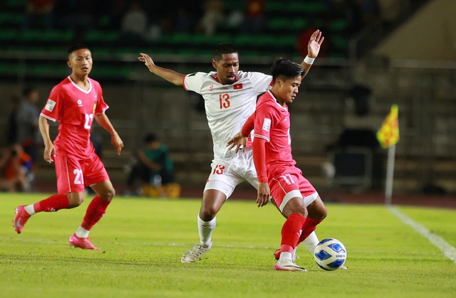 L&agrave;o thắng vất vả Brunei, trở th&agrave;nh đội đầu ti&ecirc;n gi&agrave;nh 3 điểm ở FIFA ASEAN Cup- Ảnh 2.