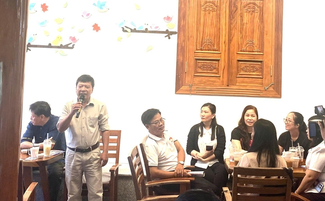 Từ quầy giao dịch đến bàn cà phê, ngành điện Lâm Đồng ngồi nghe dân nói - Ảnh 2.