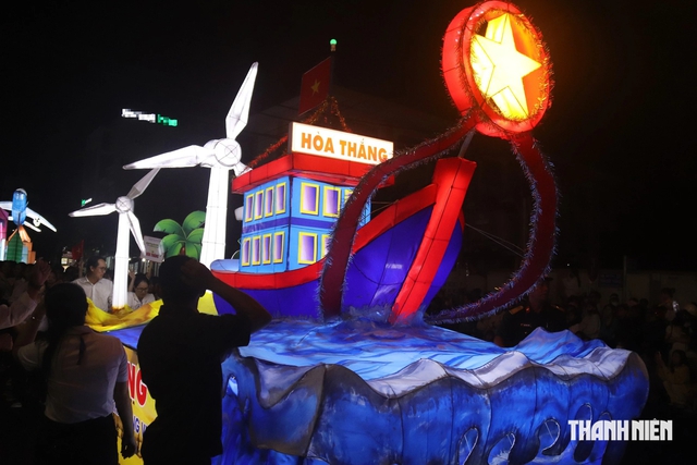 Đ&ecirc;m hội trung thu đặc biệt: Mỗi chiếc đ&egrave;n lồng l&agrave; một c&acirc;u chuyện qu&ecirc; hương- Ảnh 9.