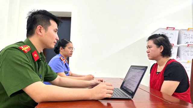 Triệt phá đường dây sản xuất viên hoàn An Cung chống đột quỵ từ bột mì - Ảnh 1.