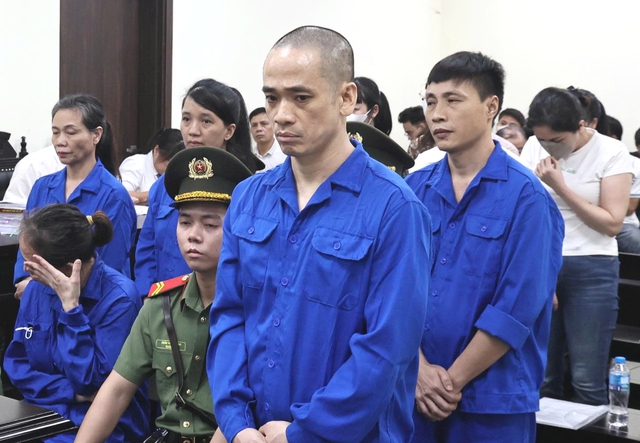 Lập 7 công ty, vận chuyển trái phép hơn 12.000 tỉ đồng sang Trung Quốc- Ảnh 1.