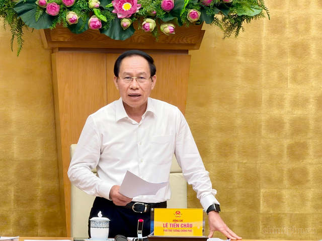 Thiếu giáo viên, không thể tinh giản biên chế cơ học - Ảnh 1.
