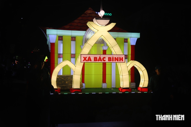Đ&ecirc;m hội trung thu đặc biệt: Mỗi chiếc đ&egrave;n lồng l&agrave; một c&acirc;u chuyện qu&ecirc; hương- Ảnh 7.